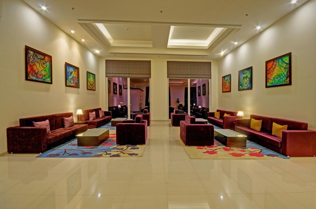 Regenta Central Hestia Dahej Buitenkant foto